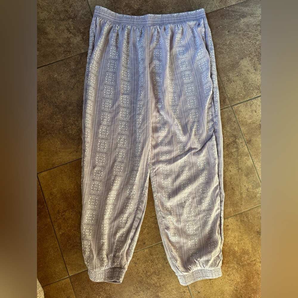 Victoria’s Secret pajama pants harem capri lightweight jogger super soft